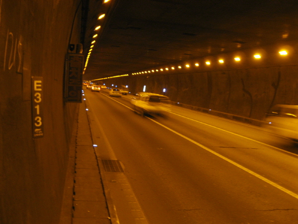 내부순환로(성동방향) 홍지문 터널 시점 지난 1130M 사진