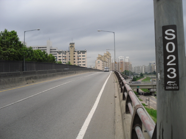 동부간선도로(성수방향) 수락고가시점 지난 75M 사진