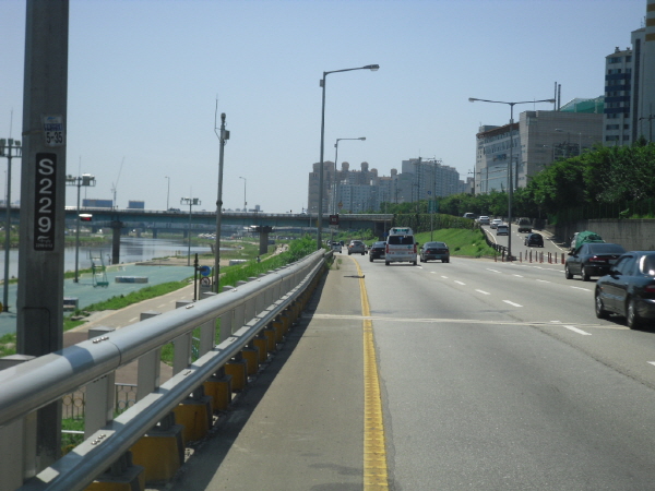 동부간선도로(성수방향) 월릉교 지난 265M 사진