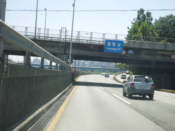 동부간선도로(성수방향)이화교 지난 1,045M 사진