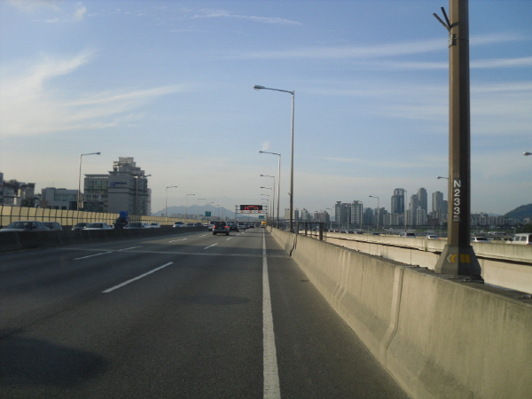 동부간선도로(장지방향) 봉은램프 지난 340M 사진