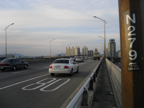 동부간선도로(장지방향) 청담대교시점 지난 640M 사진