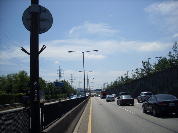 동부간선도로(장지방향) 광평교 지난 60M 사진