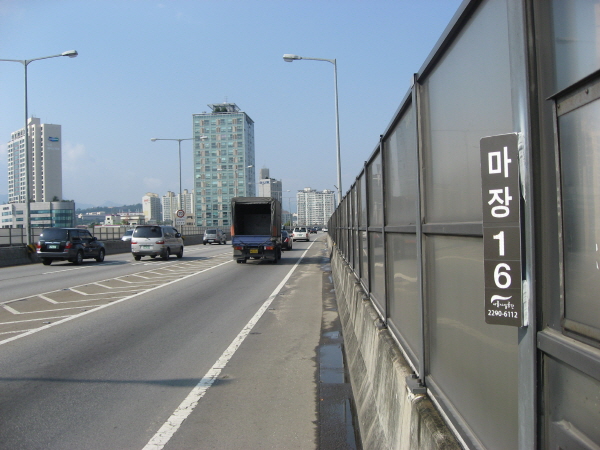 내부순환로(성산방향) 마장진입램프 시점 지난 700m 사진