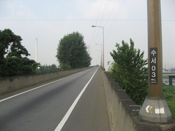 동부간선도로(청담방향) 수서→양재대로진입램프 시점 지난 100m 사진