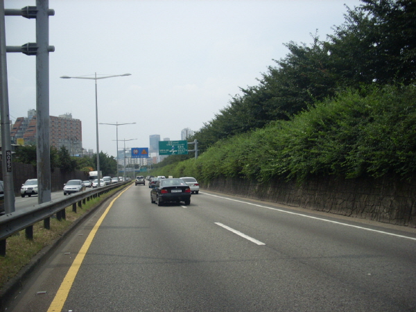 서부간선도로(시흥방향) 목동지하차도 지난 420M 사진