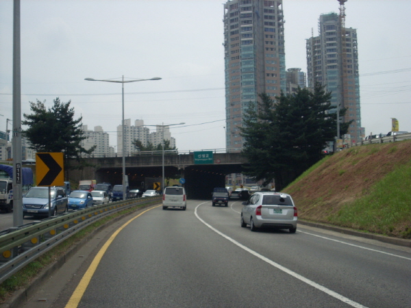 서부간선도로(시흥방향) 오목지하차도 지난 780M 사진